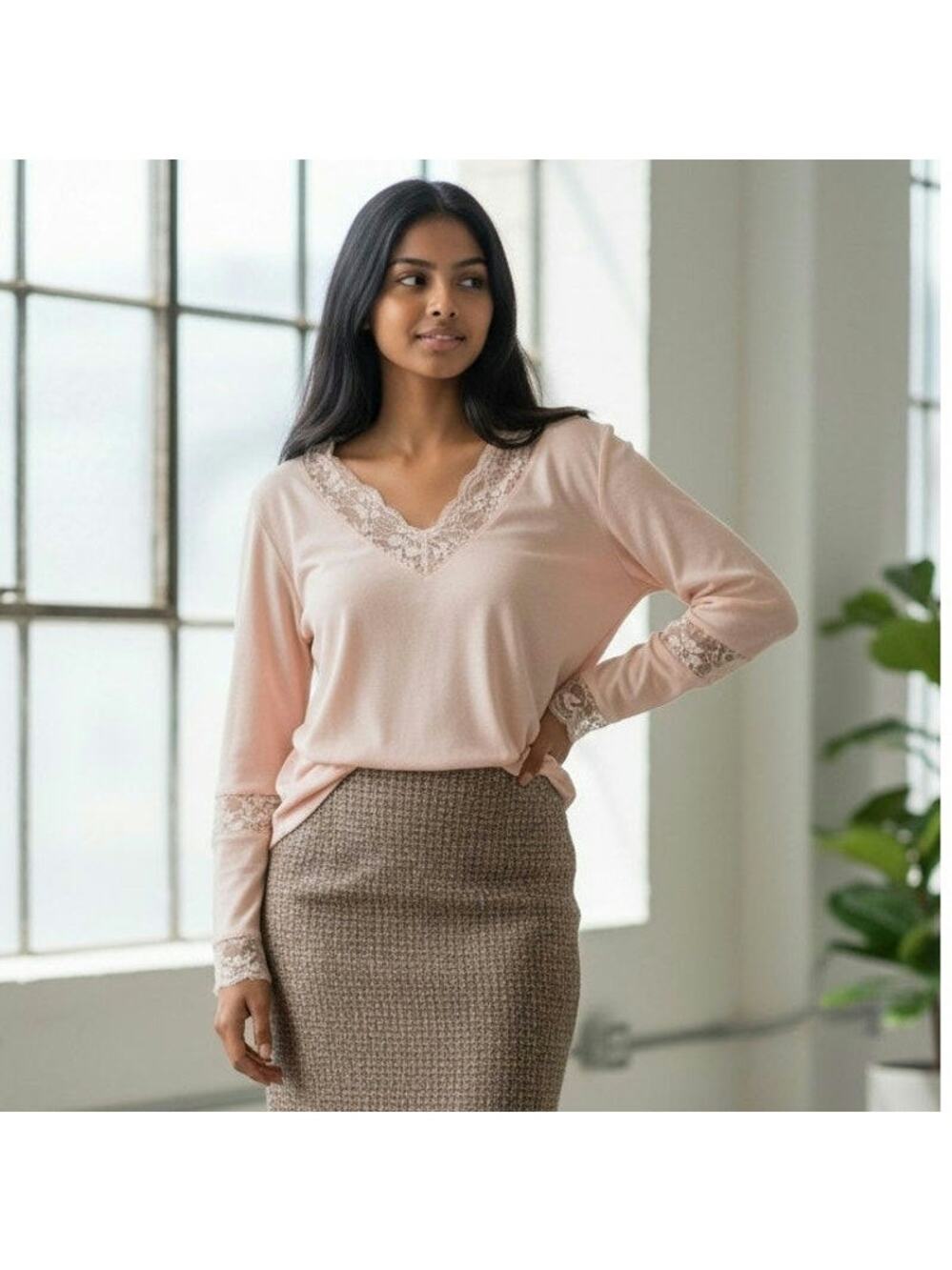 Victor Costa Occasion Lace Trim Blush Pink V Neck Top Rayon Blend Womens XL